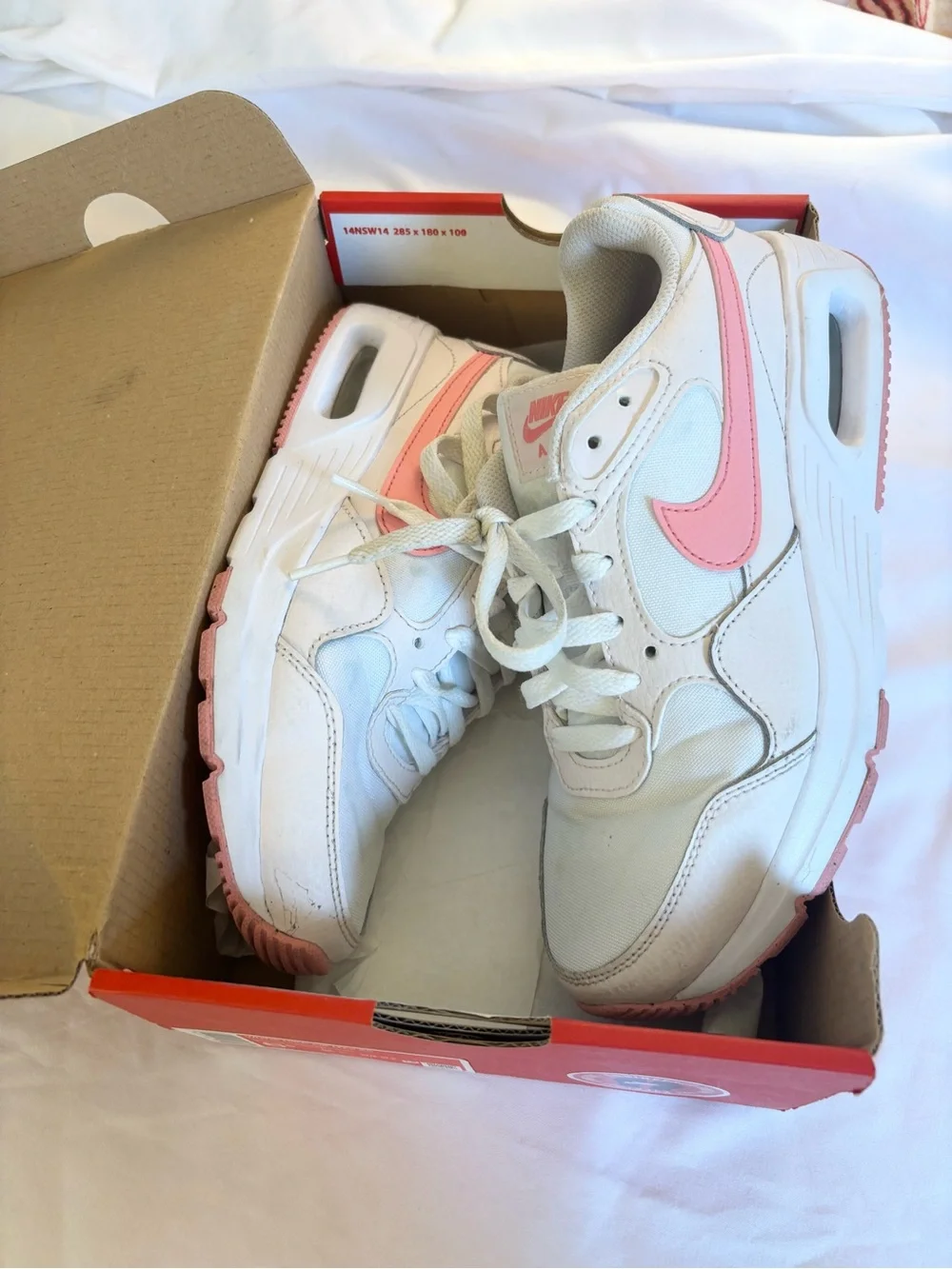 Nike Air Women's Pink & white Casual Sneakers size 6.5